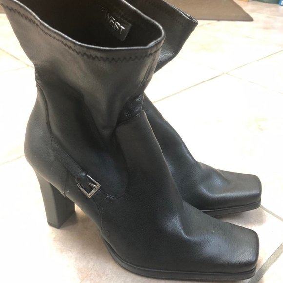 Nine West Black Booties - Picture 1 of 6